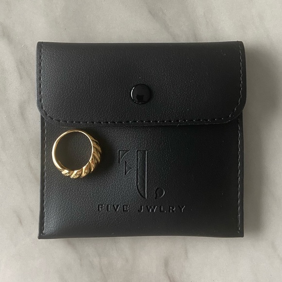 FIVE JWLRY | CRESCENT - RING - Picture 3 of 3